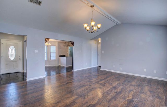 320 Juanita Drive, Lonoke, AR 72086