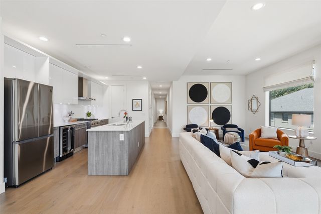 3923 Cole Avenue 201, Dallas, TX 75204