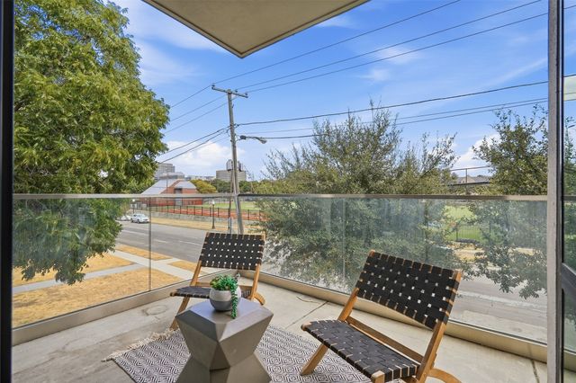3923 Cole Avenue 201, Dallas, TX 75204