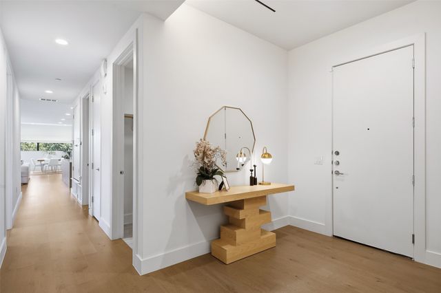3923 Cole Avenue 201, Dallas, TX 75204