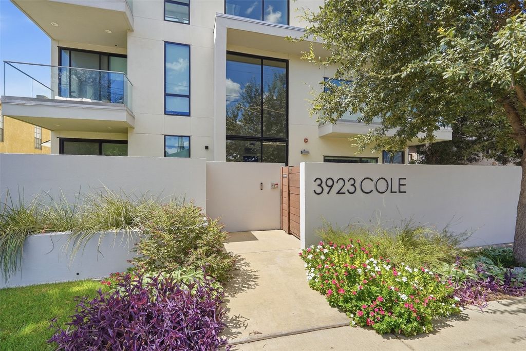 3923 Cole Avenue 201, Dallas, TX 75204