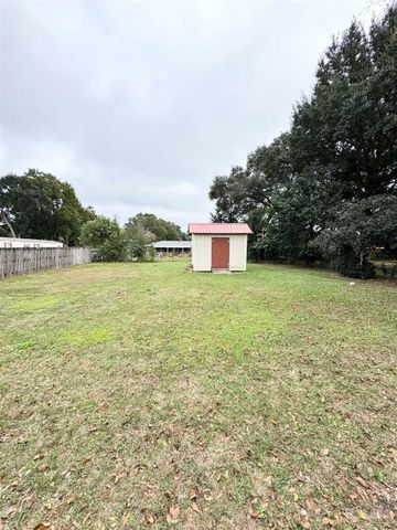 6320 Denver Ave, Pensacola, FL 32526