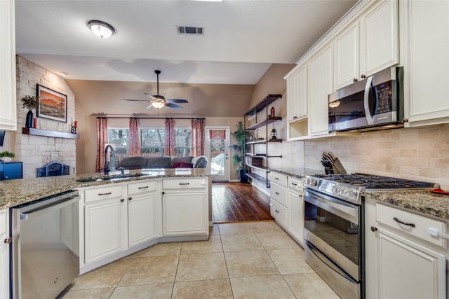 1524 Rustic Timbers Lane, Flower Mound, TX 75028