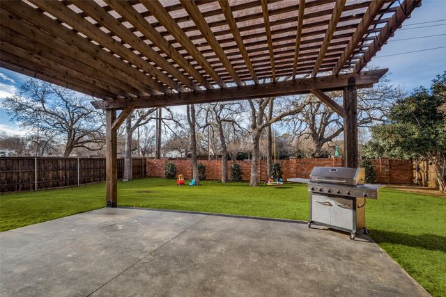 1524 Rustic Timbers Lane, Flower Mound, TX 75028