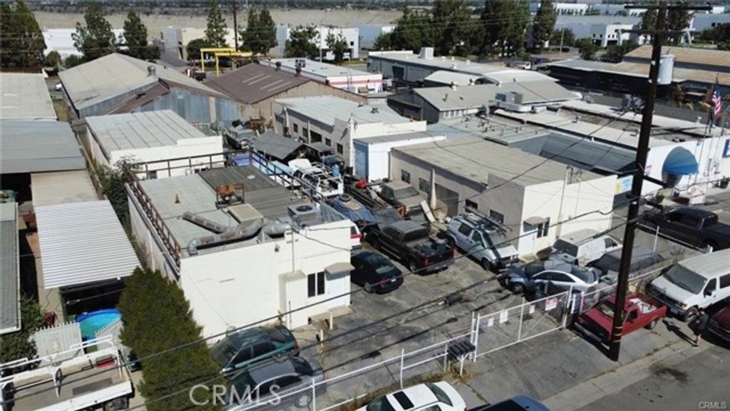 803 Loren, Azusa, CA 91702