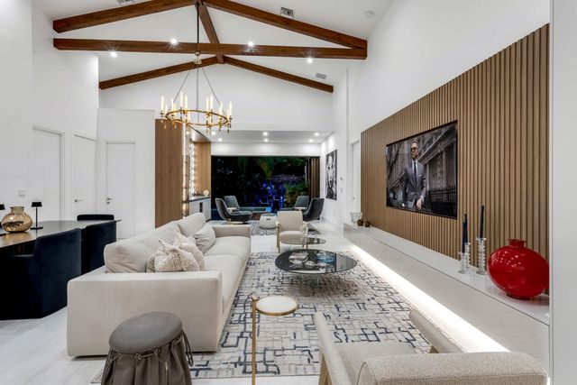 539 NE 10th Avenue, Fort Lauderdale, FL 33301