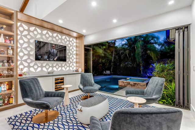 539 NE 10th Avenue, Fort Lauderdale, FL 33301