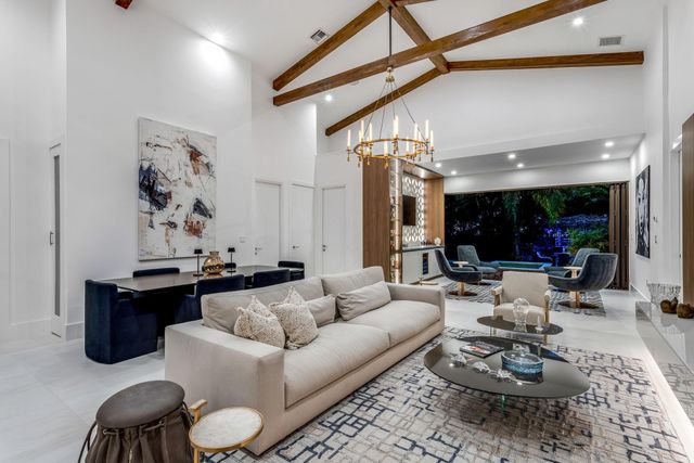 539 NE 10th Avenue, Fort Lauderdale, FL 33301