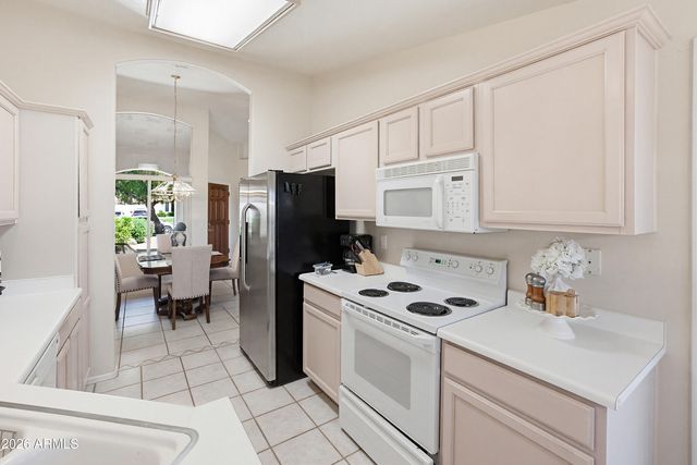 19028 N 83RD Lane, Peoria, AZ 85382