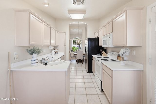 19028 N 83RD Lane, Peoria, AZ 85382