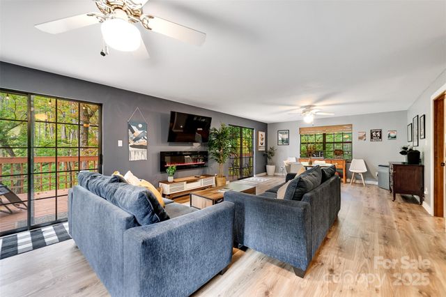 125 Nugget Lane, Sylva, NC 28779