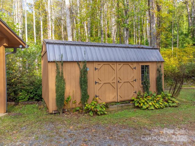 125 Nugget Lane, Sylva, NC 28779