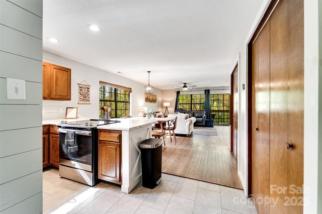 125 Nugget Lane, Sylva, NC 28779