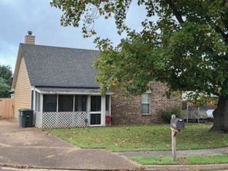 2799 MARYLAND CIR W, Memphis, TN 38133