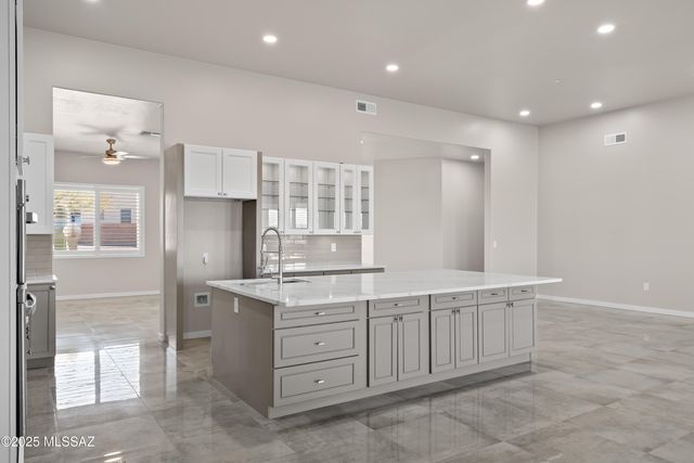 2891 N Wentworth Road, Tucson, AZ 85749