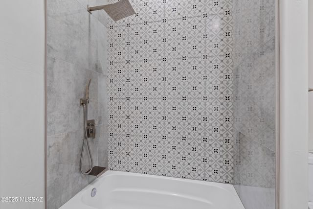 2891 N Wentworth Road, Tucson, AZ 85749