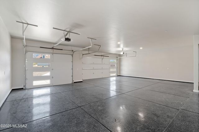 2891 N Wentworth Road, Tucson, AZ 85749