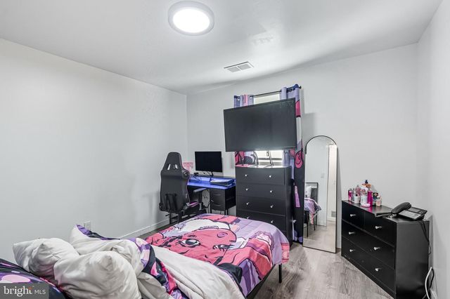 86 DELAWARE DR, Pennsville, NJ 08070