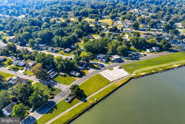 86 DELAWARE DR, Pennsville, NJ 08070