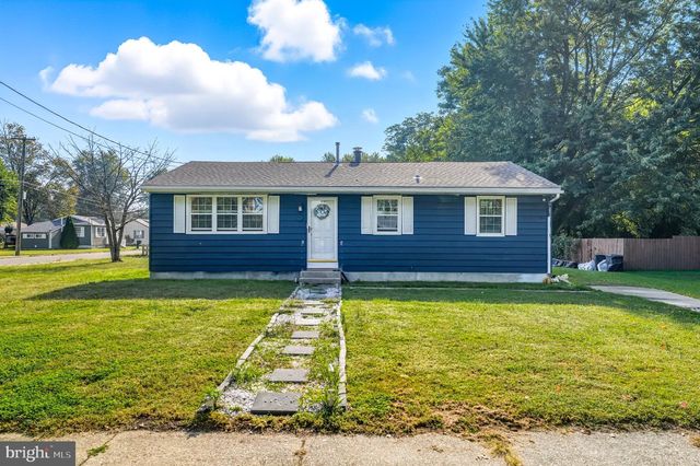 86 DELAWARE DR, Pennsville, NJ 08070