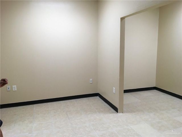 420 W Sam Houston Boulevard, Pharr, TX 78577