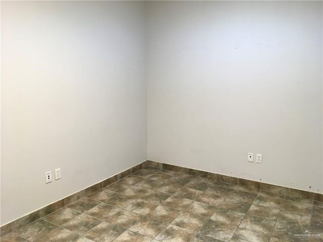 420 W Sam Houston Boulevard, Pharr, TX 78577