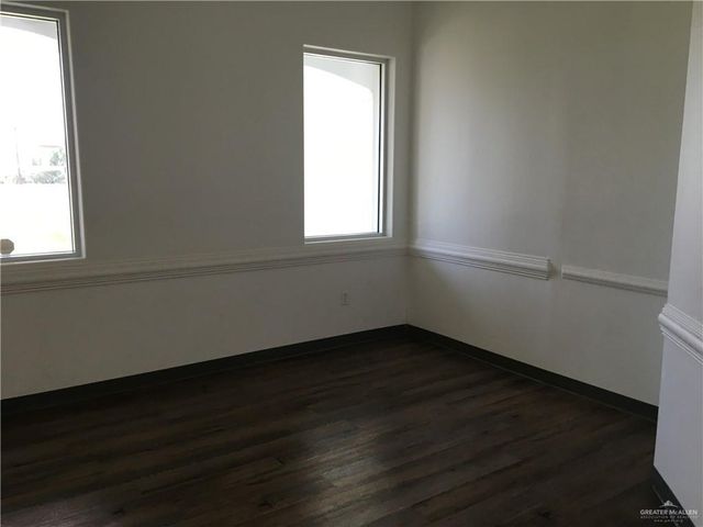 420 W Sam Houston Boulevard, Pharr, TX 78577