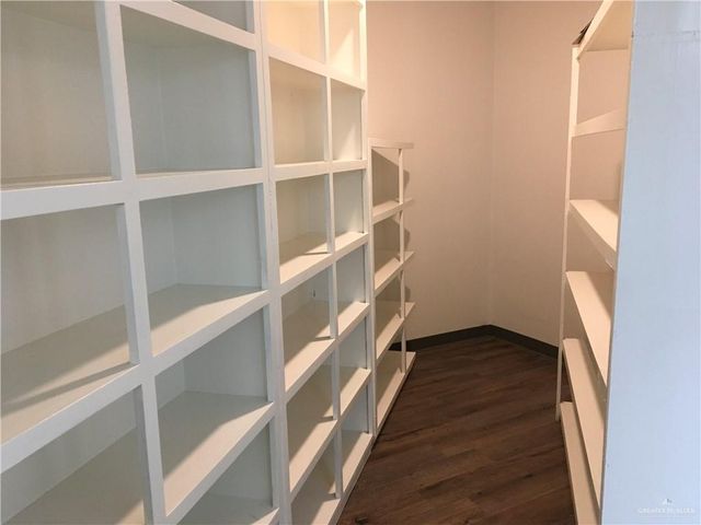 420 W Sam Houston Boulevard, Pharr, TX 78577