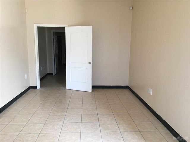 420 W Sam Houston Boulevard, Pharr, TX 78577