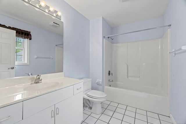 4001 Heartwood Lane 4001, Danbury, CT 06811