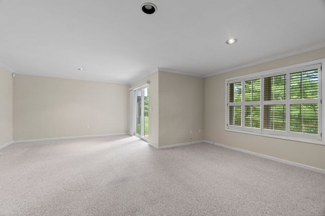 4001 Heartwood Lane 4001, Danbury, CT 06811