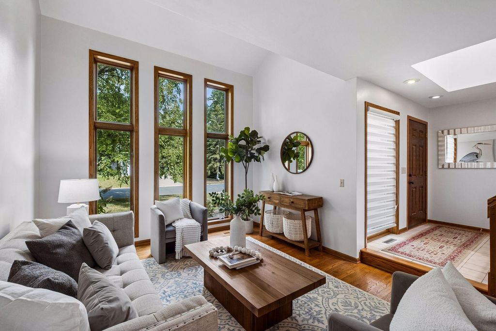 2248 James Street, Eagan, MN 55122 — photo 4