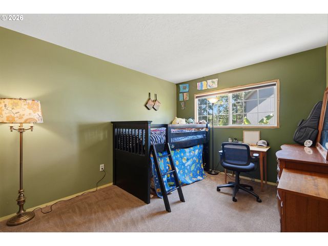 18121 S REDLAND Rd, Oregon City, OR 97045