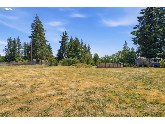 18121 S REDLAND Rd, Oregon City, OR 97045