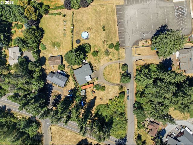 18121 S REDLAND Rd, Oregon City, OR 97045