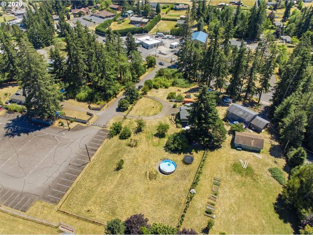 18121 S REDLAND Rd, Oregon City, OR 97045
