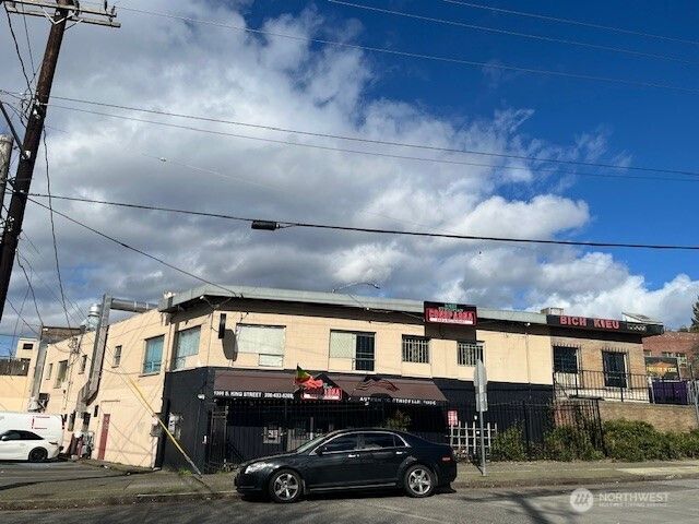 421 Rainier Avenue S, Seattle, WA 98144