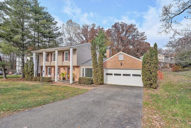 4119 Blue Jay CIR, Roanoke, VA 24018