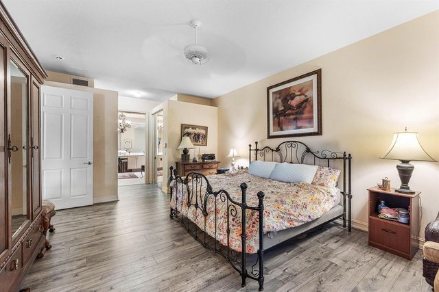 6166 Island Walk B, Boca Raton, FL 33496
