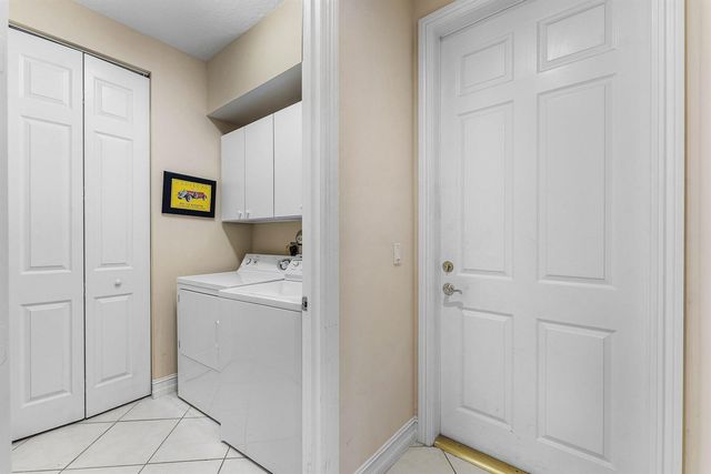 6166 Island Walk B, Boca Raton, FL 33496