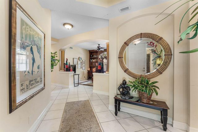 6166 Island Walk B, Boca Raton, FL 33496