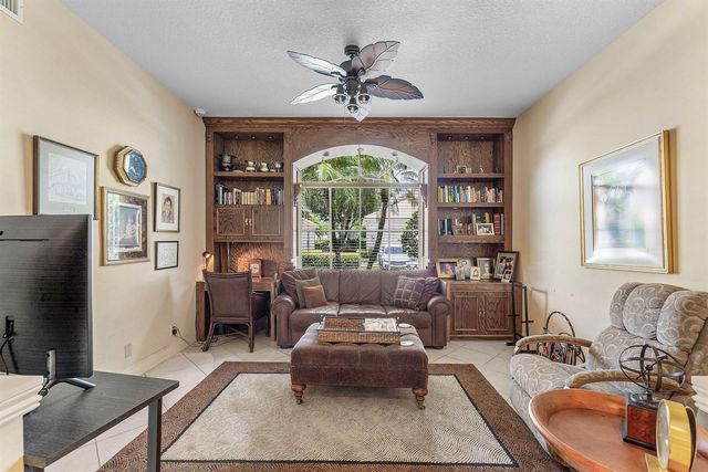 6166 Island Walk B, Boca Raton, FL 33496