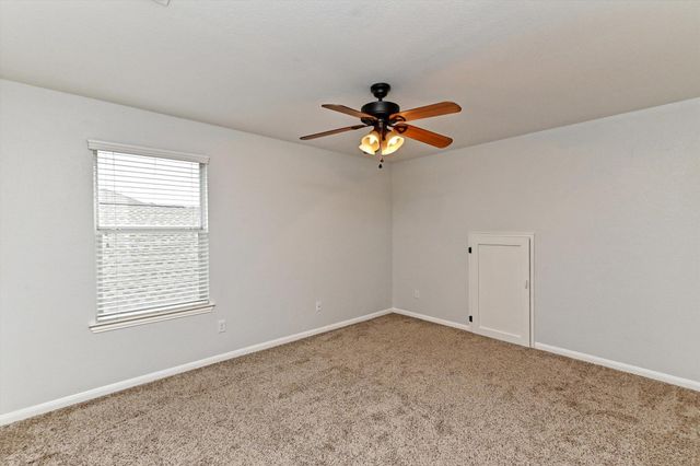 177 Eagle Owl LOOP, Leander, TX 78641