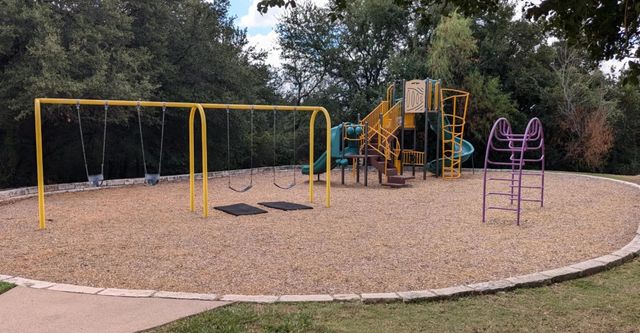 177 Eagle Owl LOOP, Leander, TX 78641