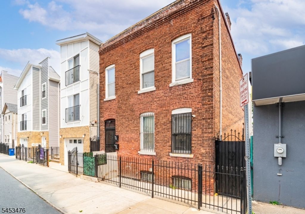 502 S 18Th St, Newark City, NJ 07103 — photo 2