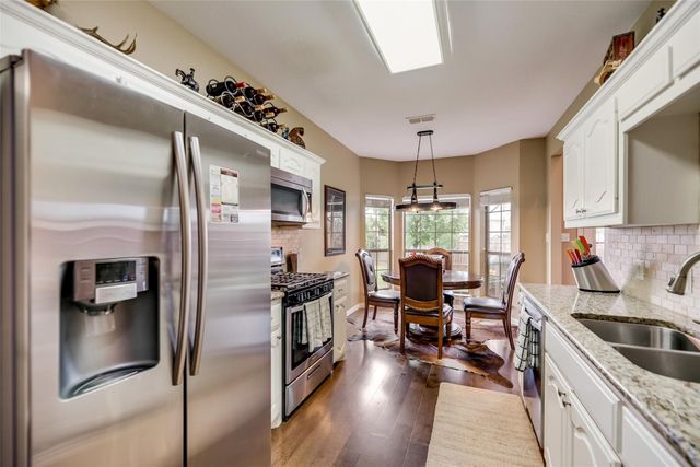 1403 Hickory Drive, Pilot Point, TX 76258