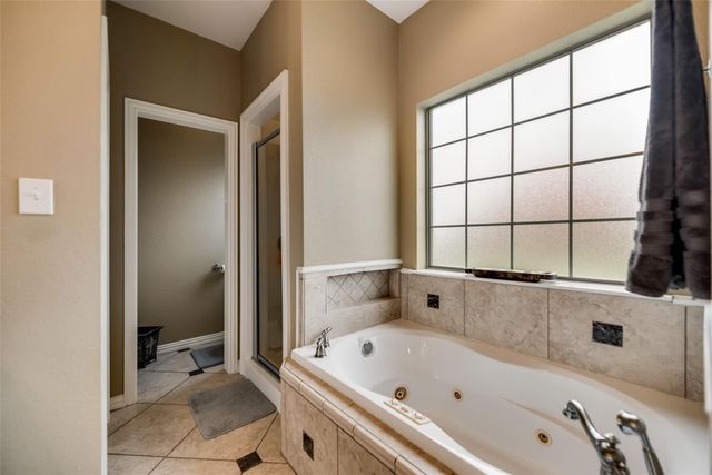 1403 Hickory Drive, Pilot Point, TX 76258