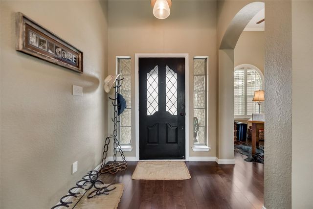 1403 Hickory Drive, Pilot Point, TX 76258