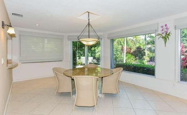 437 French Royale Circle, Atlantis, FL 33462