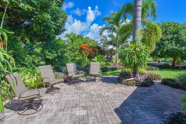 437 French Royale Circle, Atlantis, FL 33462